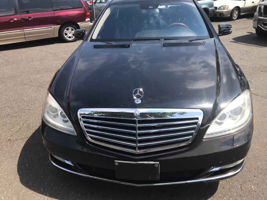 2010 Mercedes-Benz S-Class S550 4MATIC photo