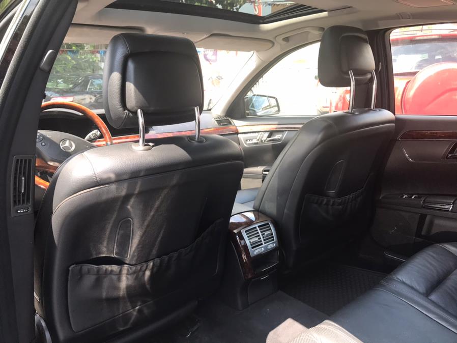 2010 Mercedes-Benz S-Class S550 4MATIC photo