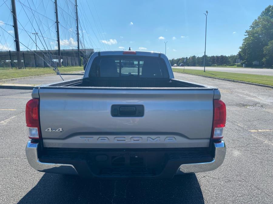 2016 Toyota Tacoma 4WD Access Cab I4 AT SR5 (Natl photo