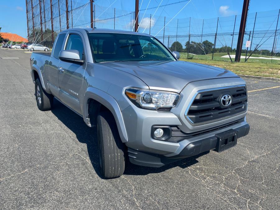 2016 Toyota Tacoma 4WD Access Cab I4 AT SR5 (Natl photo