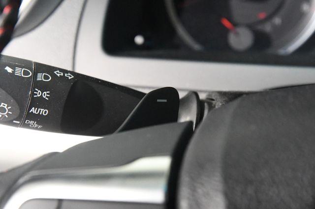 2017 Toyota Camry SE w/ Sunroof photo