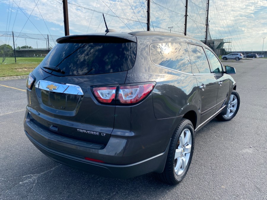 2017 Chevrolet Traverse AWD 4dr LT w/1LT photo