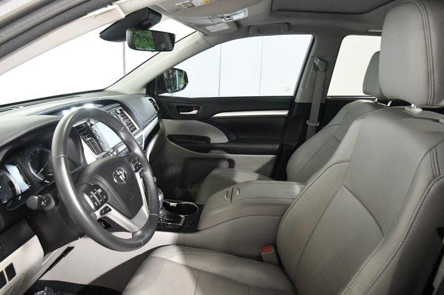 2018 Toyota Highlander XLE photo
