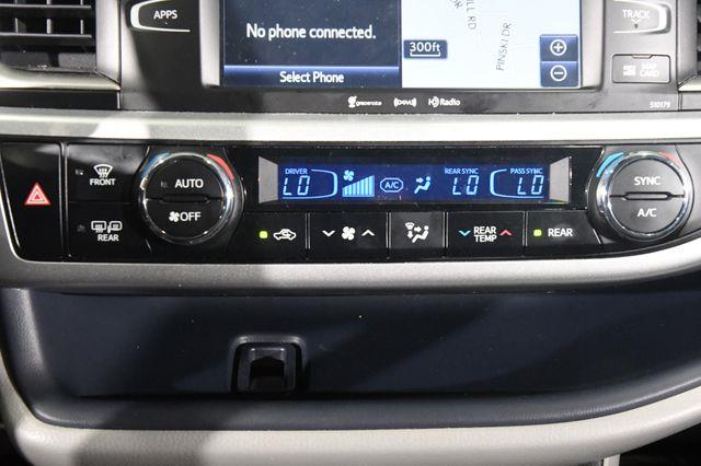 2018 Toyota Highlander XLE photo