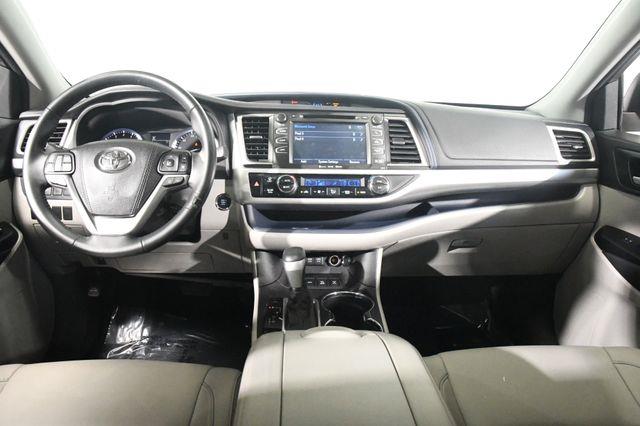 2018 Toyota Highlander XLE photo
