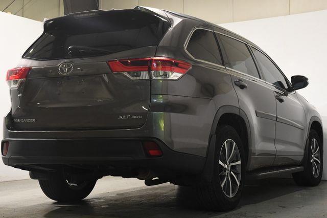 2018 Toyota Highlander XLE photo