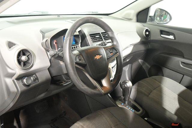 2016 Chevrolet Sonic LT photo