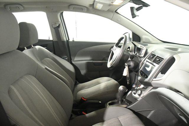 2016 Chevrolet Sonic LT photo