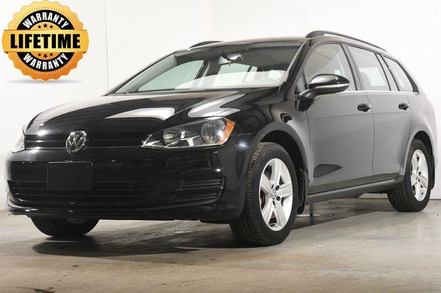 2015 Volkswagen Golf SportWagen TDI S photo