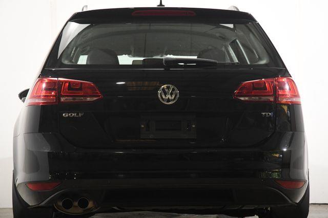 2015 Volkswagen Golf SportWagen TDI S photo