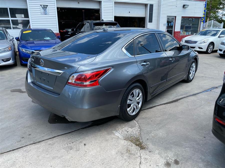 2015 Nissan Altima 2.5 S 4dr Sedan photo