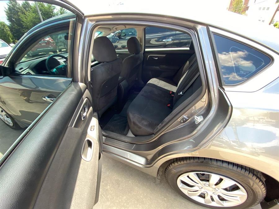 2015 Nissan Altima 2.5 S 4dr Sedan photo