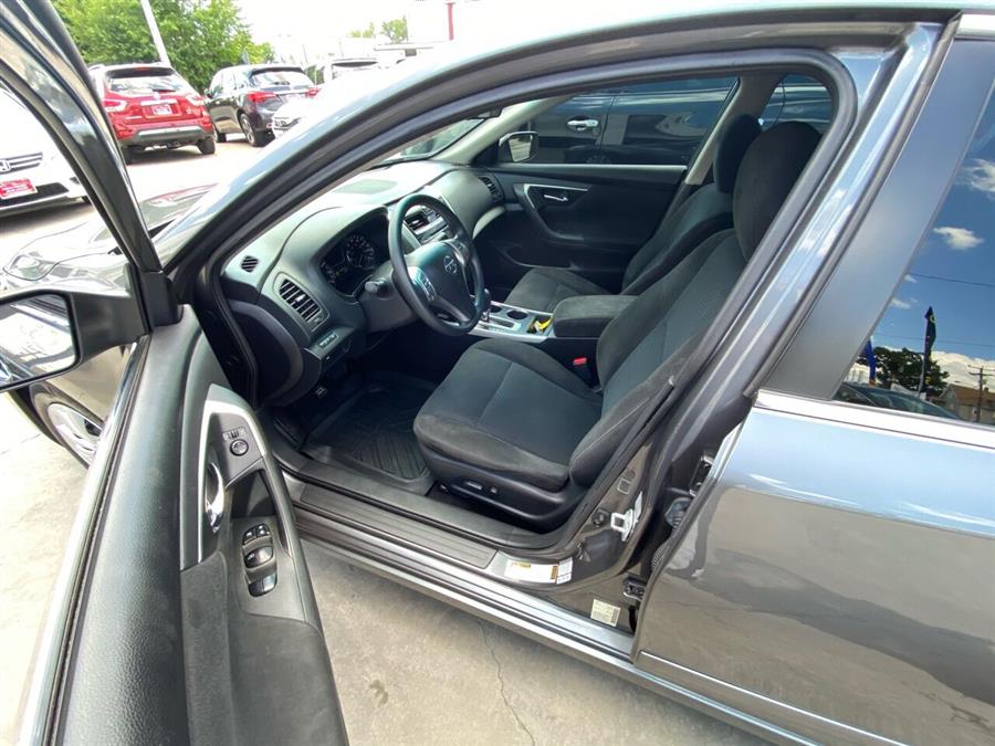 2015 Nissan Altima 2.5 S 4dr Sedan photo