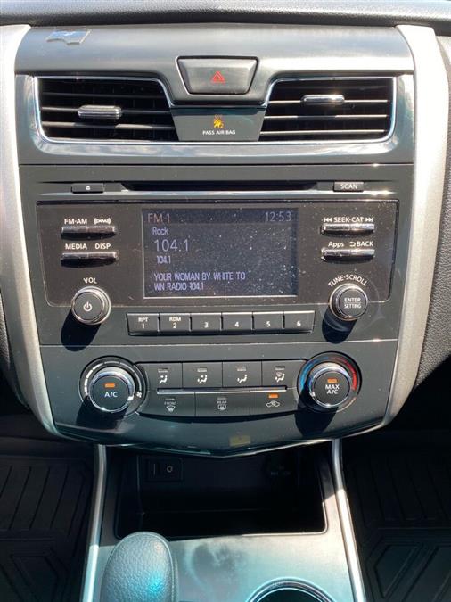 2015 Nissan Altima 2.5 S 4dr Sedan photo