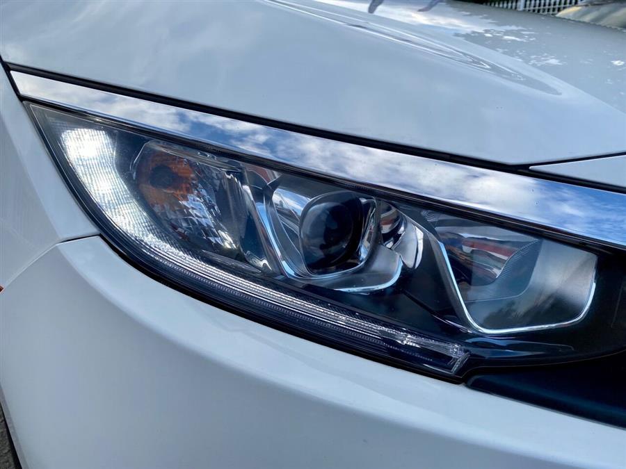 2018 Honda CIVIC SEDAN LX CVT photo