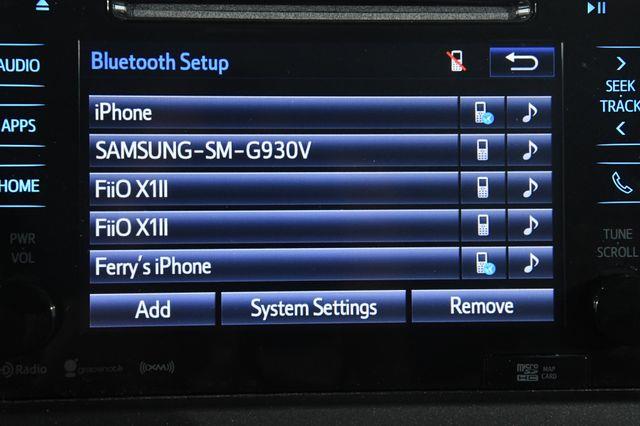 2017 Toyota Sienna XLE Premium photo