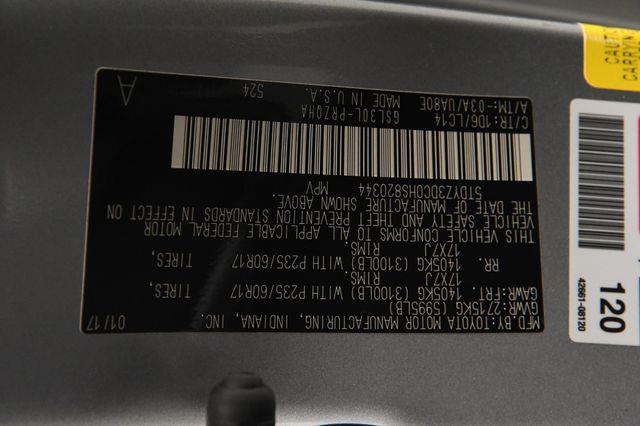 2017 Toyota Sienna XLE Premium photo