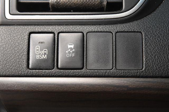 2016 Toyota Camry XLE photo