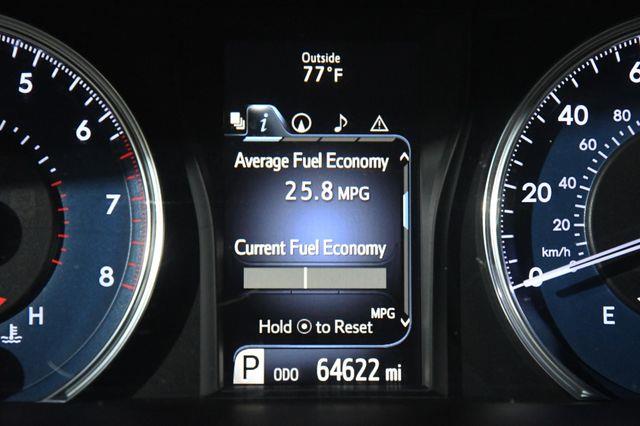 2016 Toyota Camry XLE photo
