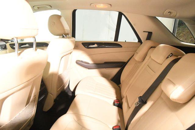2017 Mercedes-Benz GLE 350 w/ Nav/ Blind Spot/ Safety Tec photo