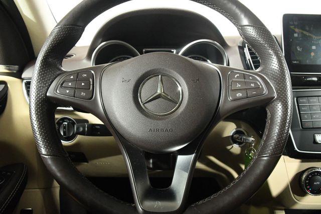 2017 Mercedes-Benz GLE 350 w/ Nav/ Blind Spot/ Safety Tec photo