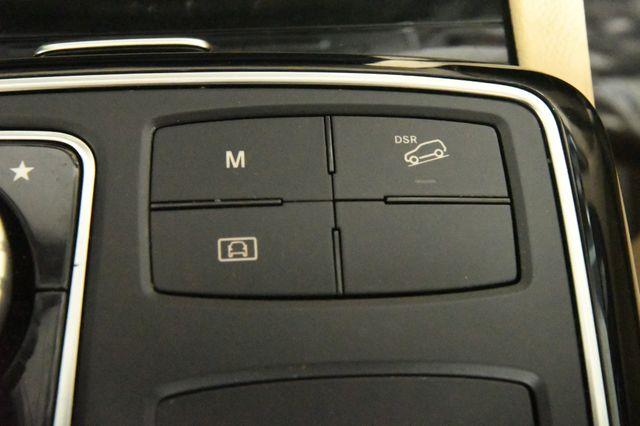 2017 Mercedes-Benz GLE 350 w/ Nav/ Blind Spot/ Safety Tec photo