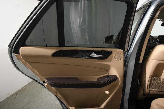 2017 Mercedes-Benz GLE 350 w/ Nav/ Blind Spot/ Safety Tec photo