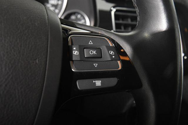 2012 Volkswagen Touareg TDI Sport photo