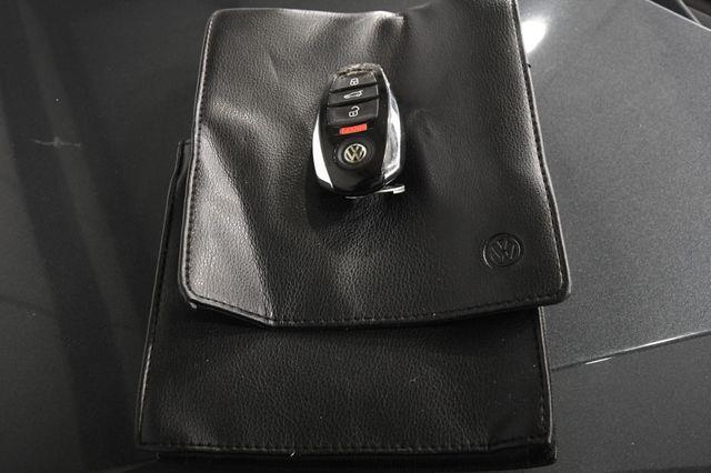 2012 Volkswagen Touareg TDI Sport photo