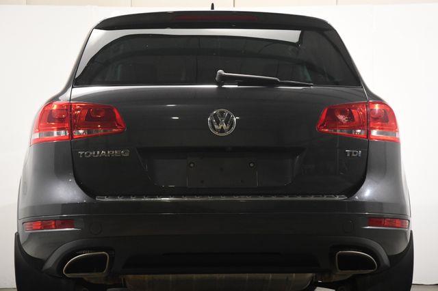 2012 Volkswagen Touareg TDI Sport photo