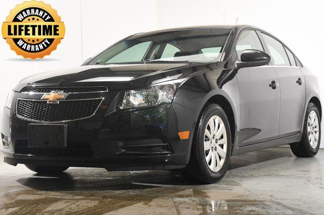 The 2011 Chevrolet Cruze LT photos