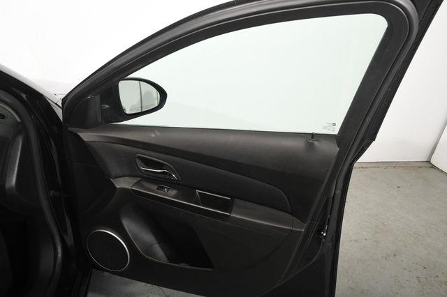 2011 Chevrolet Cruze LT photo