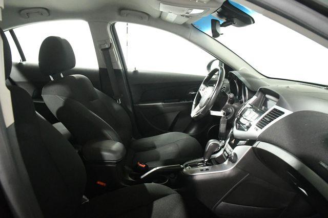 2011 Chevrolet Cruze LT photo