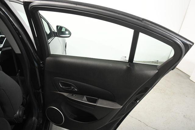 2011 Chevrolet Cruze LT photo