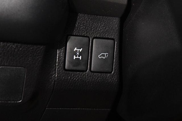 2017 Toyota RAV4 SE w/ Blind Spot/ Safety Tech photo