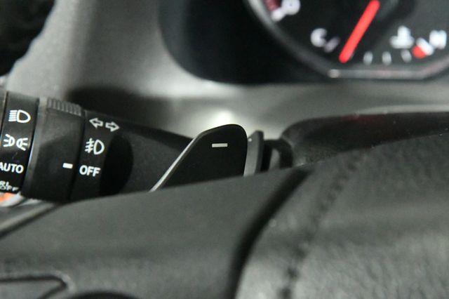 2017 Toyota RAV4 SE w/ Blind Spot/ Safety Tech photo
