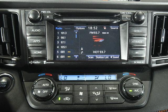 2017 Toyota RAV4 SE w/ Blind Spot/ Safety Tech photo