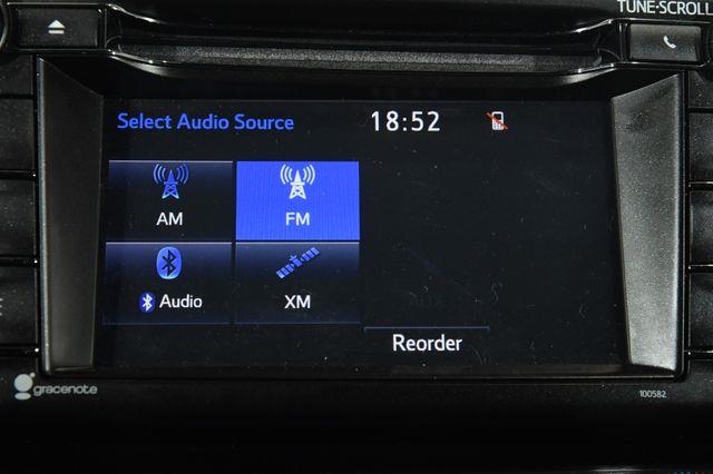 2017 Toyota RAV4 SE w/ Blind Spot/ Safety Tech photo