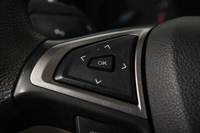 2017 Ford Fusion SE photo