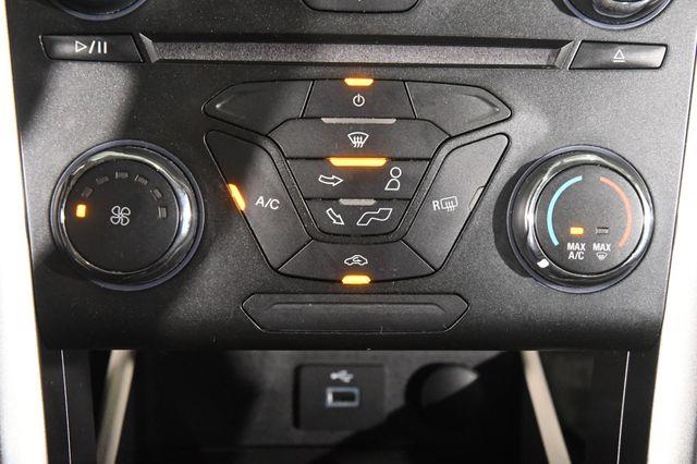 2017 Ford Fusion SE photo