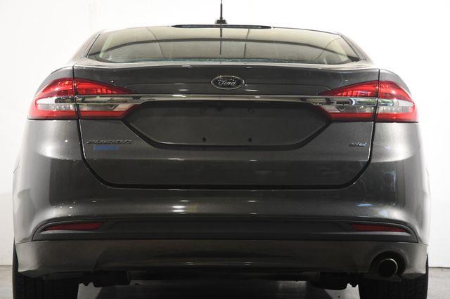 2017 Ford Fusion SE photo