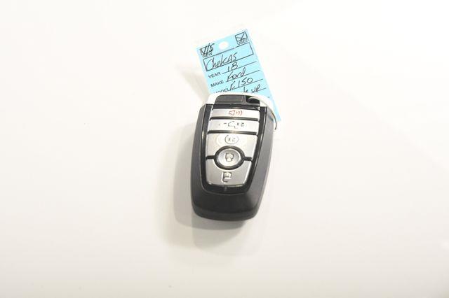 2018 Ford F-150 LARIAT w/ Safety Tech photo