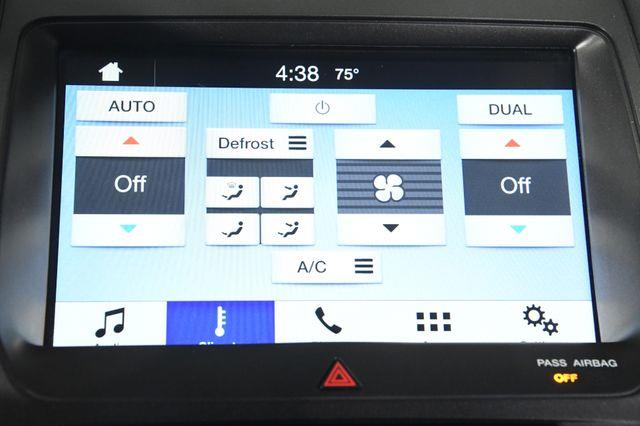 2016 Ford Taurus SEL photo
