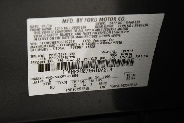 2016 Ford Taurus SEL photo