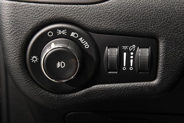 2019 Jeep Cherokee Latitude Plus w/ Safety Tech photo