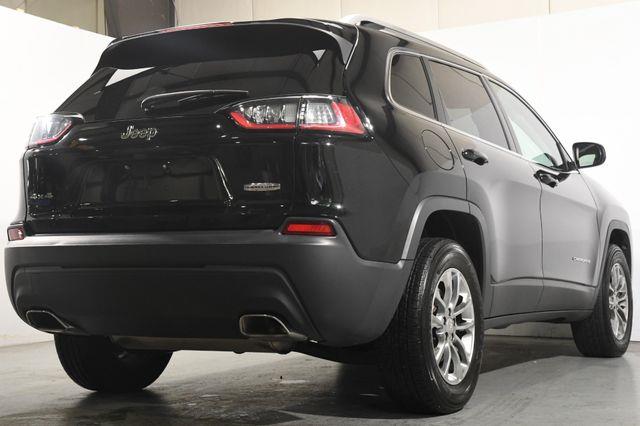 2019 Jeep Cherokee Latitude Plus w/ Safety Tech photo