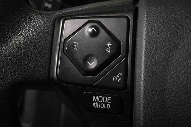 2019 Toyota Tacoma SR5 photo