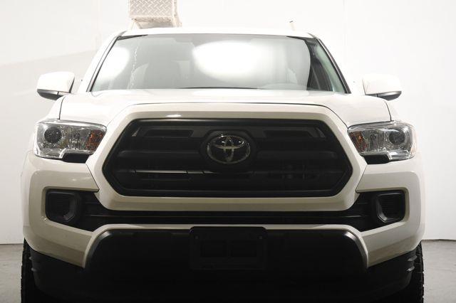 2019 Toyota Tacoma SR5 photo