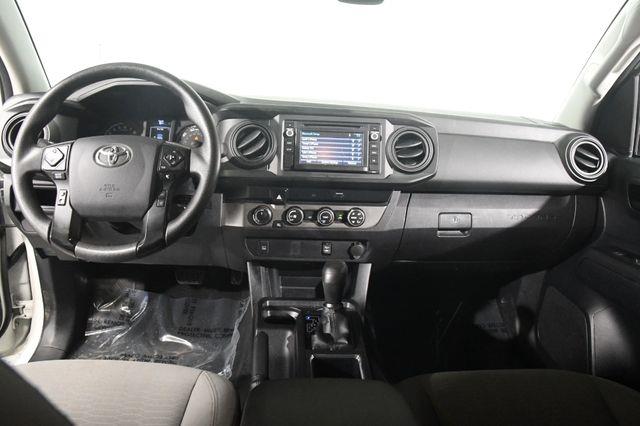 2019 Toyota Tacoma SR5 photo