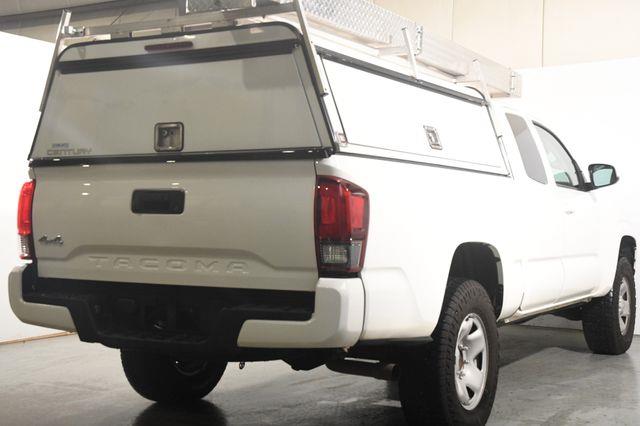 2019 Toyota Tacoma SR5 photo
